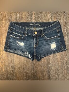 American Eagle Stretch Distressed Denim Jean Shorts Size 8
